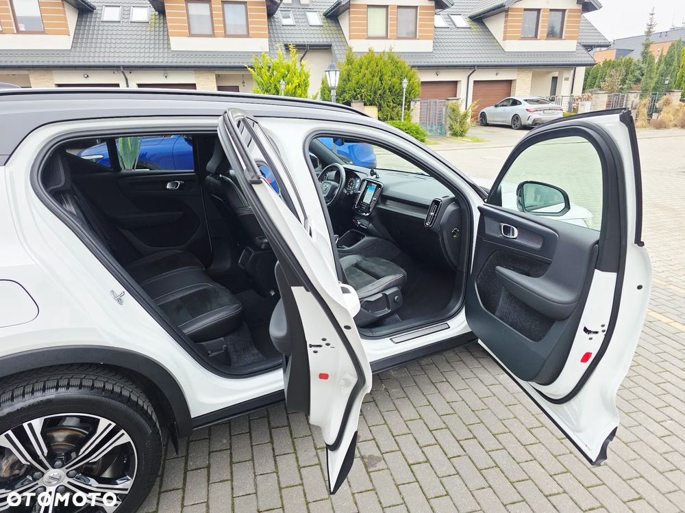 Volvo XC 40 T3 Geartronic RDesign - 14