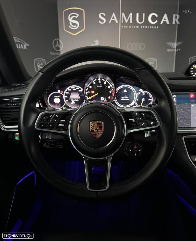 Porsche Panamera Sport Turismo - 19