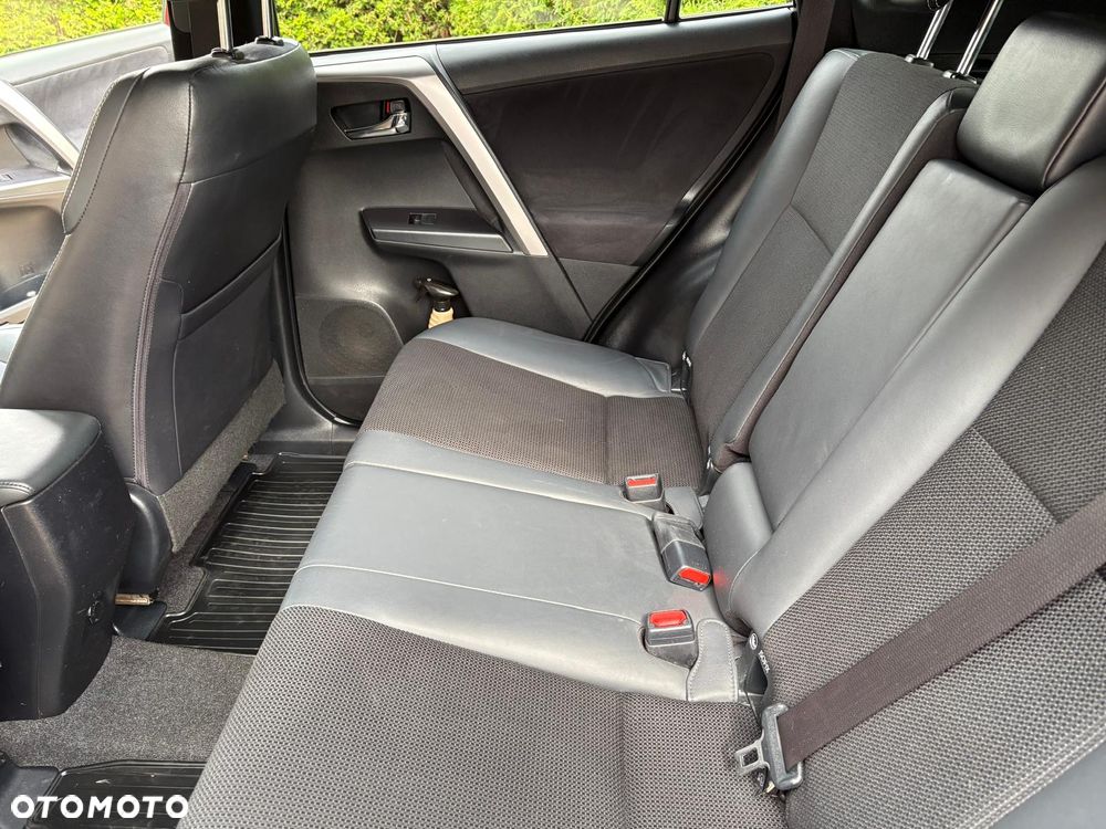 Toyota RAV4 2.0 D-4D Style 4x2 - 10