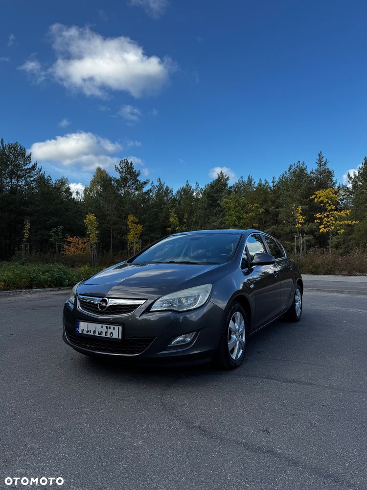Opel Astra 1.4 T Cosmo - 3
