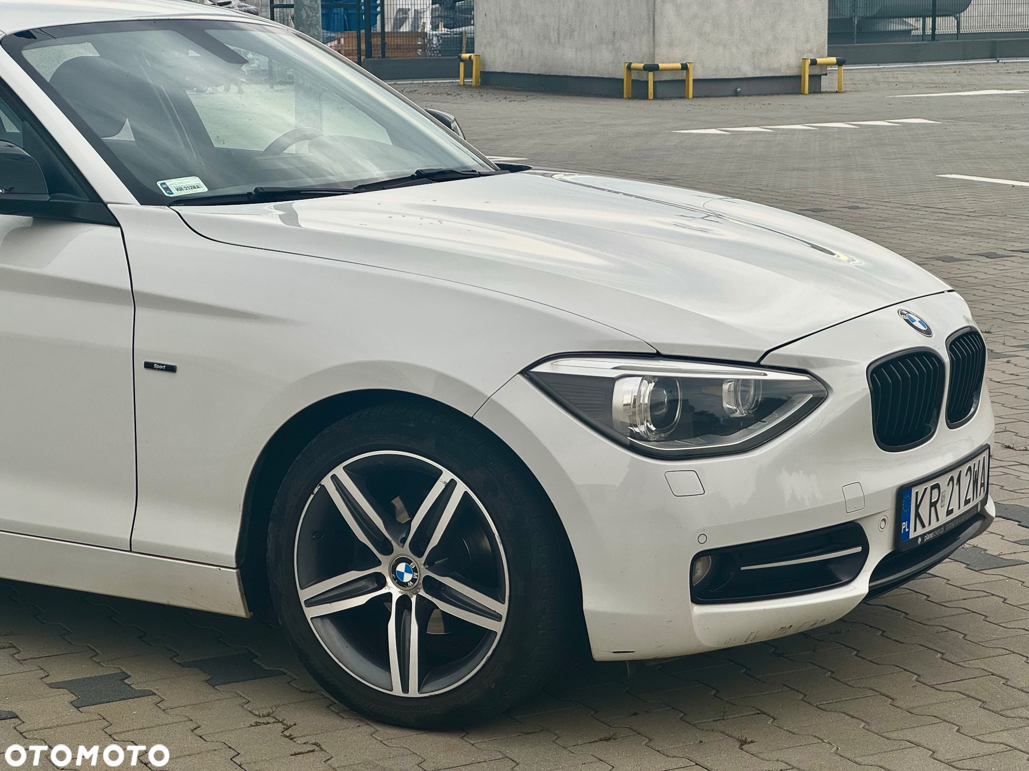 BMW Seria 1 - 12