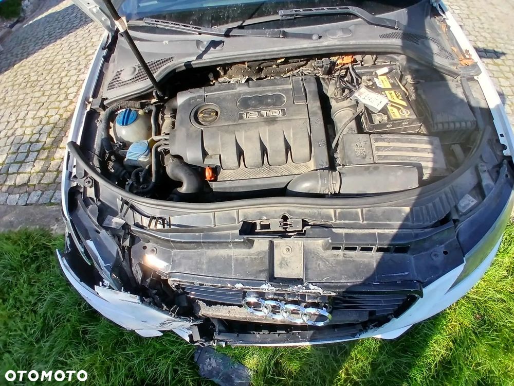 Audi A3 1.9 TDI Ambiente - 12