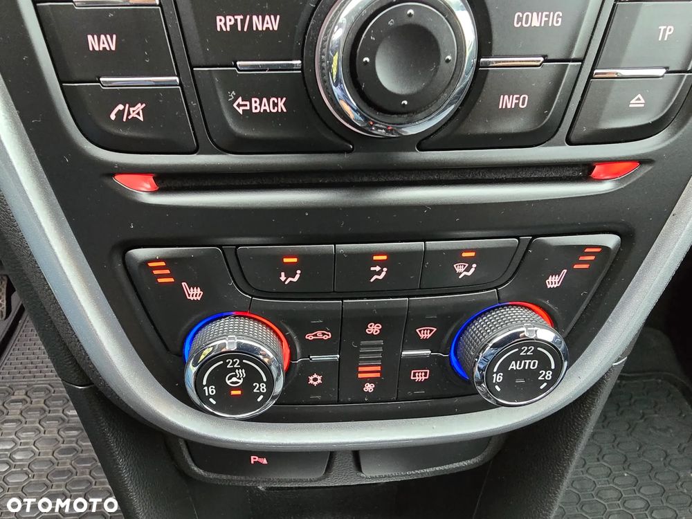 Opel Mokka 1.4 T Cosmo S&S - 22