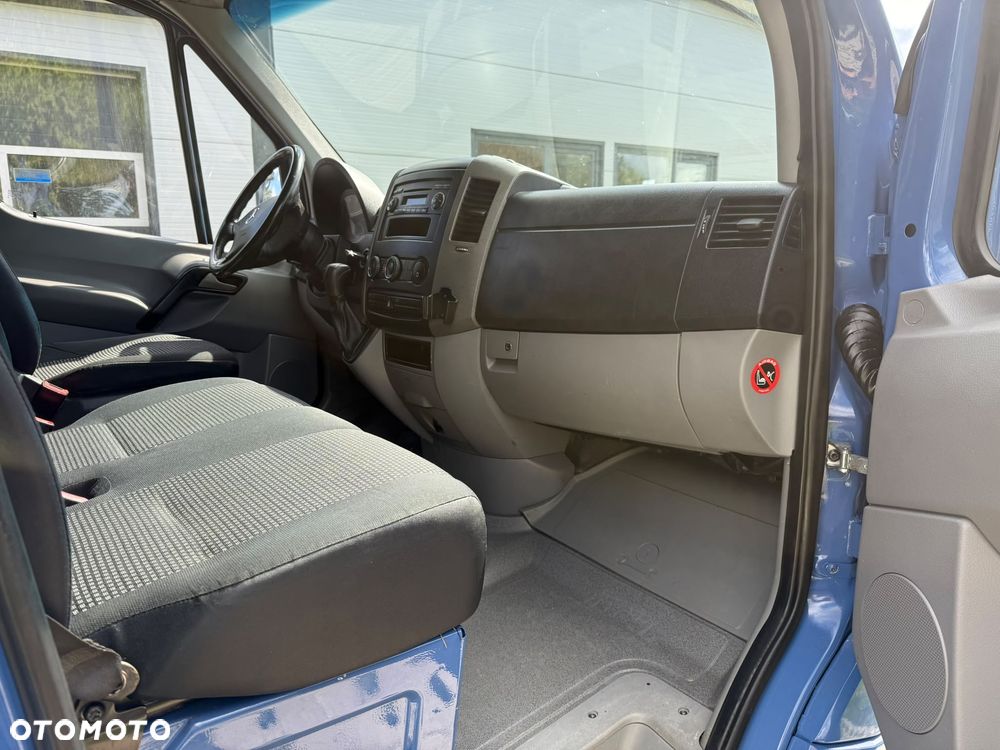 Mercedes-Benz Sprinter - 19