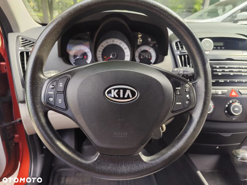 Kia Ceed 1.4 Comfort - 20