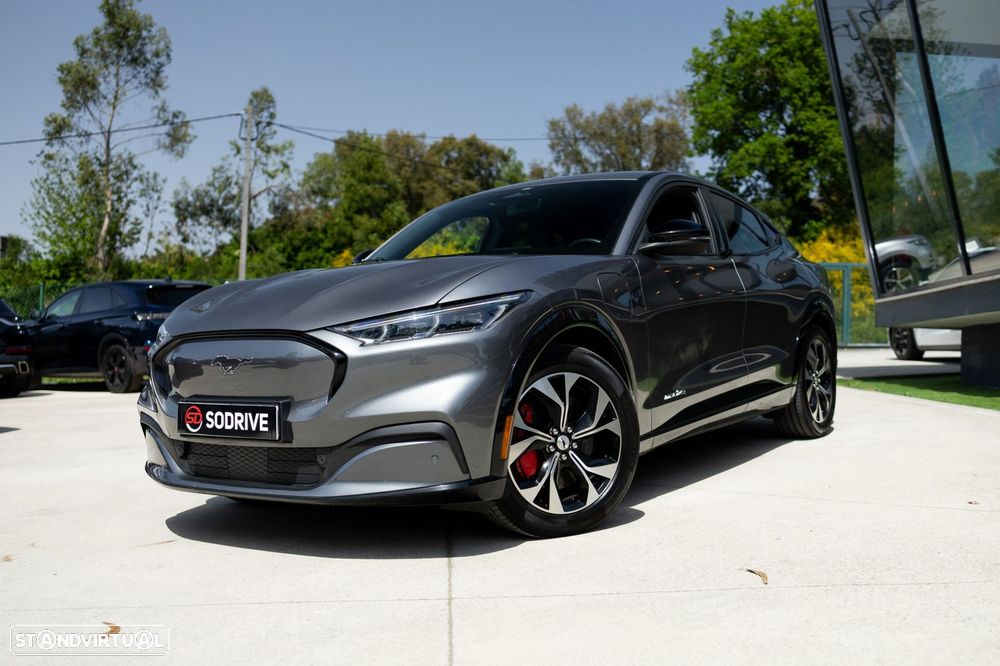 Ford Mustang Mach-E 75.7 kWh Premium AWD - 7