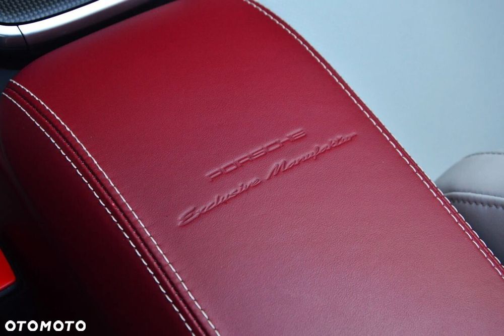 Porsche 911 Carrera Turbo S - 28