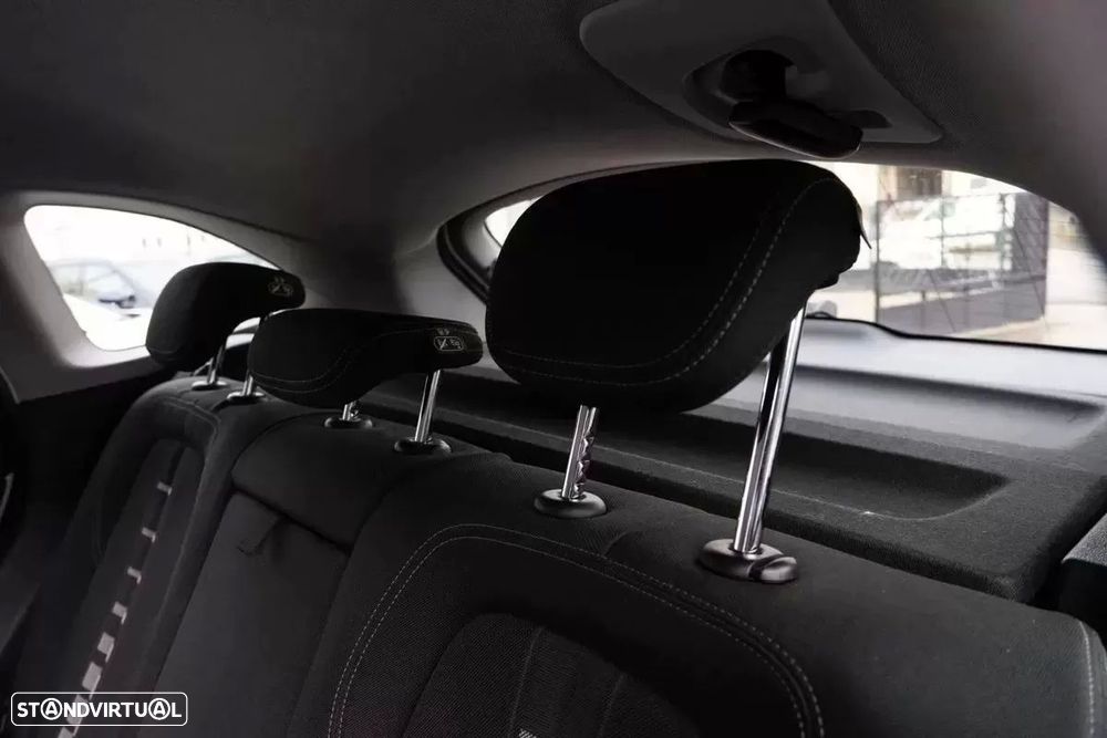 BMW X1 25 e xDrive Line Sport - 25