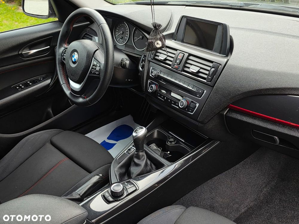 BMW Seria 1 116d EfficientDynamics Edition Sport Line - 11