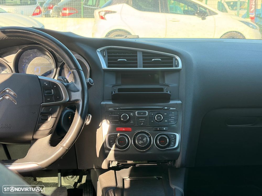 Citroën C4 1.6 e-HDi Exclusive CMP6 - 15