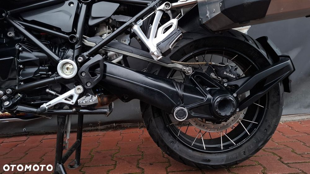 BMW R - 10