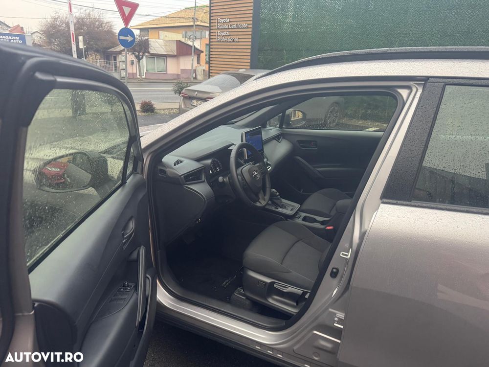 Toyota Corolla Cross - 15