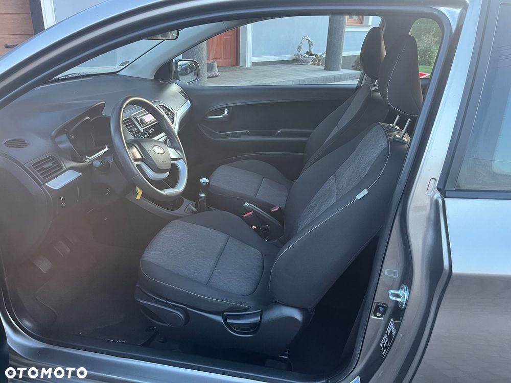 Kia Picanto 1.0 L - 10