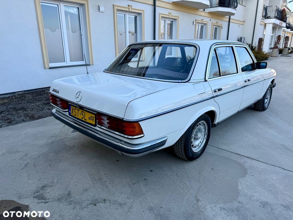 Mercedes-Benz W123 - 5