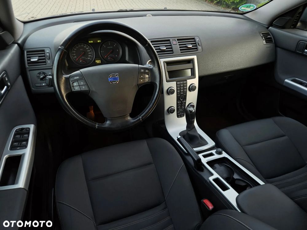 Volvo V50 DPF D2 Summum - 29