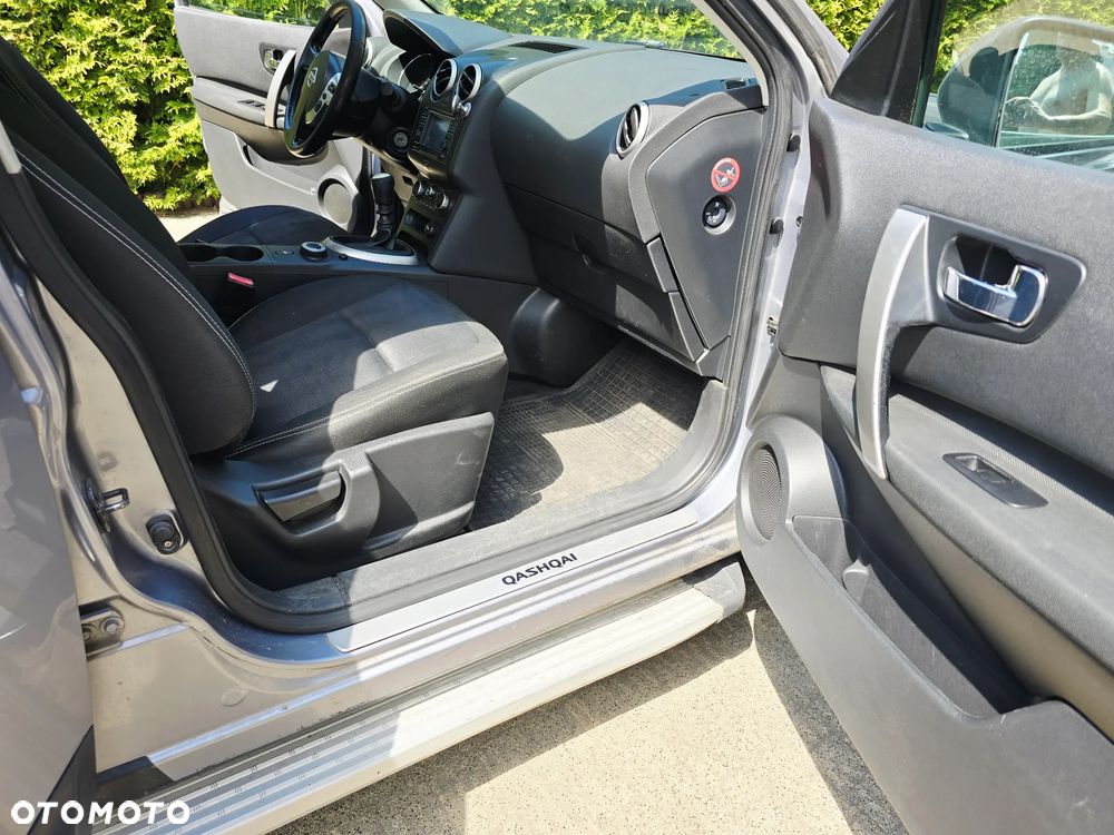 Nissan Qashqai 1.6 DCi 4x4 Tekna - 19