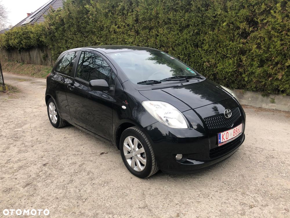 Toyota Yaris 1.3 VVT-i Luna - 2