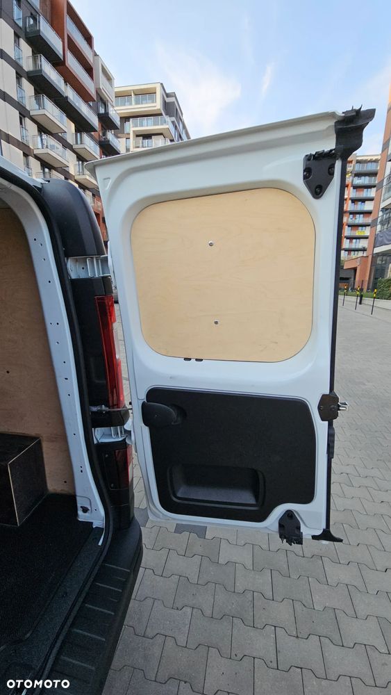 Renault Trafic 2.0 L2H1 HD Pack Clim (bryg.) - 4