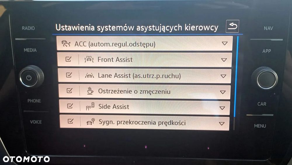 Volkswagen Touran 2.0 TDI BMT Comfortline Plus DSG - 13