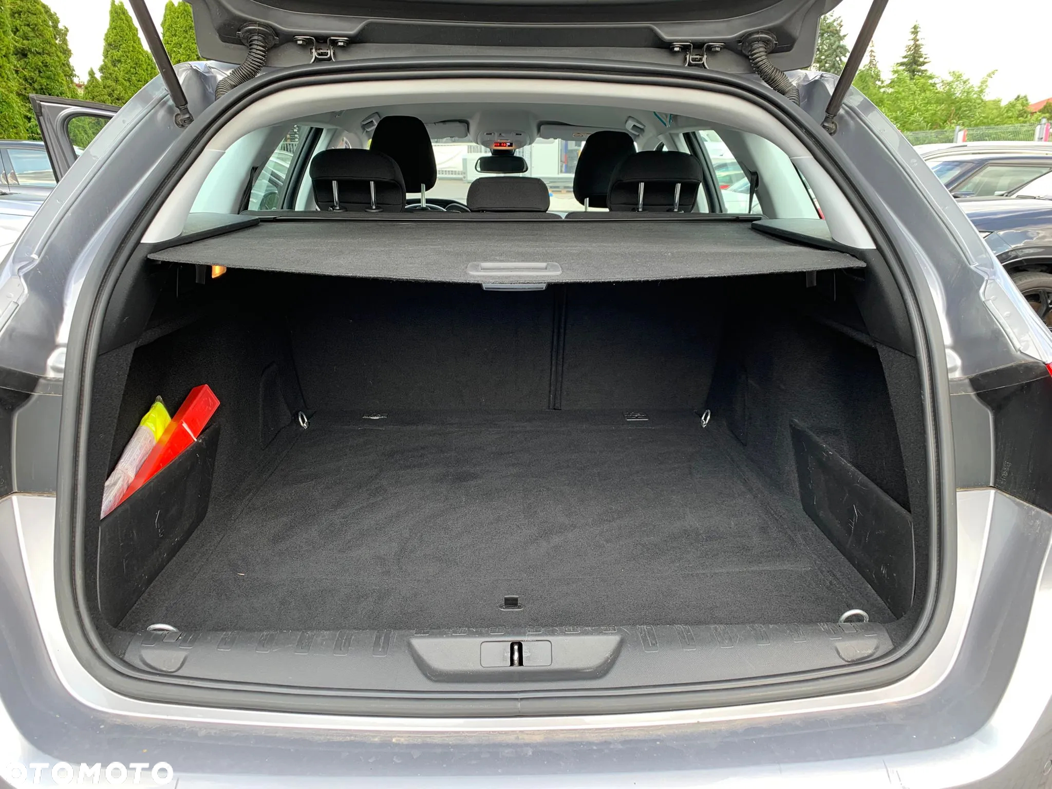 Peugeot 308 1.2 PureTech Business Line S&S - 11
