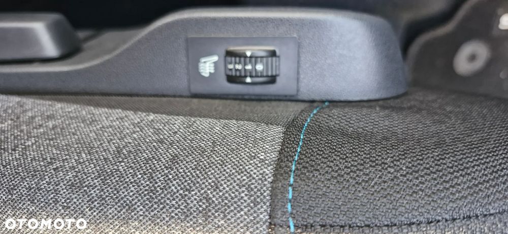 Citroën C4 Cactus 1.2 PureTech Shine S&S - 17