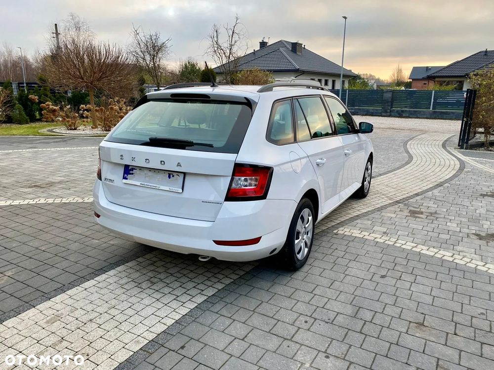 Skoda Fabia 1.0 Ambition - 9