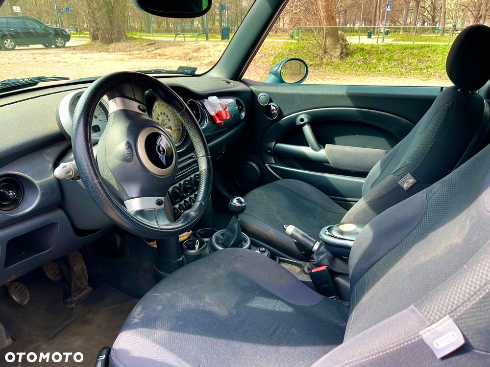 MINI Cooper Standard - 9