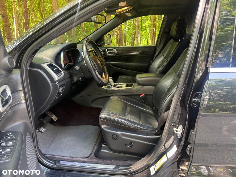 Jeep Grand Cherokee ver-3-6-v6-overland - 18