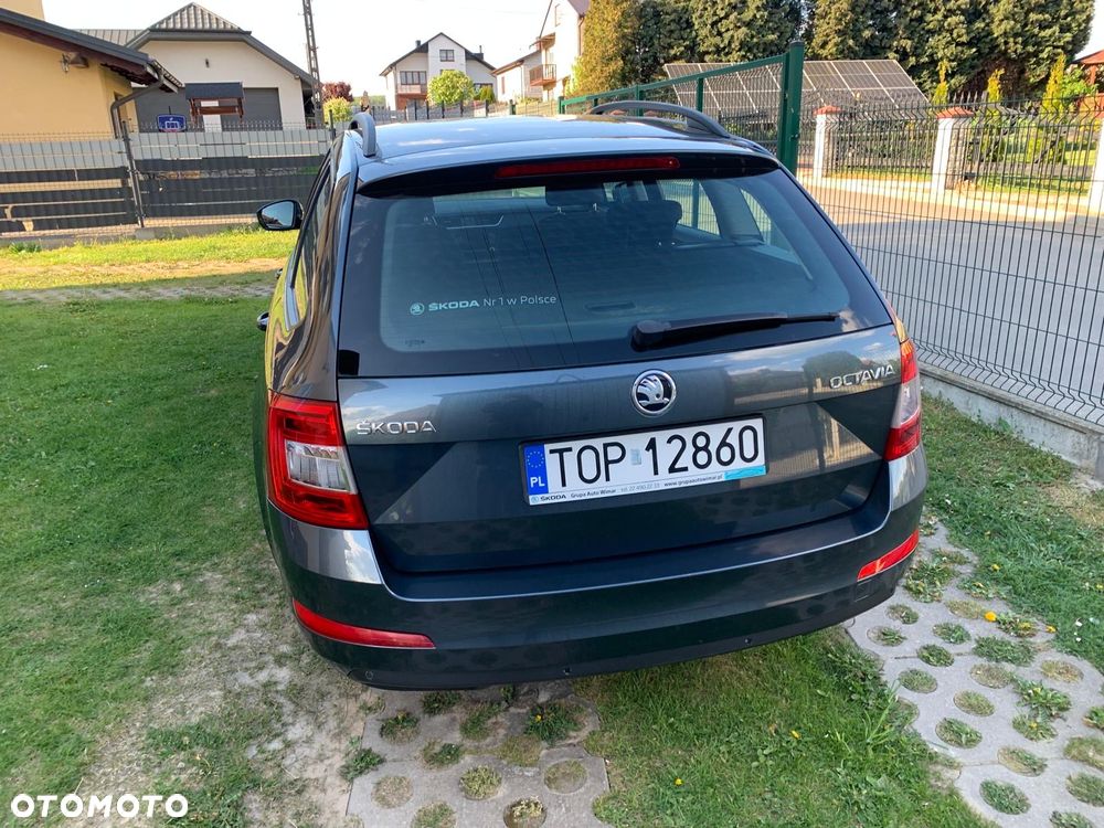 Skoda Octavia 2.0 TDI Ambition DSG - 5