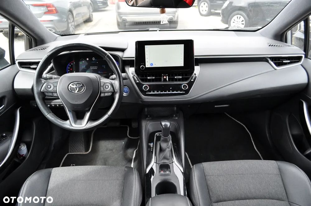 Toyota Corolla 1.8 Business Edition - 23
