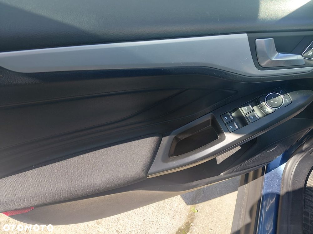Ford Focus 1.5 EcoBlue SCR Connected - 8