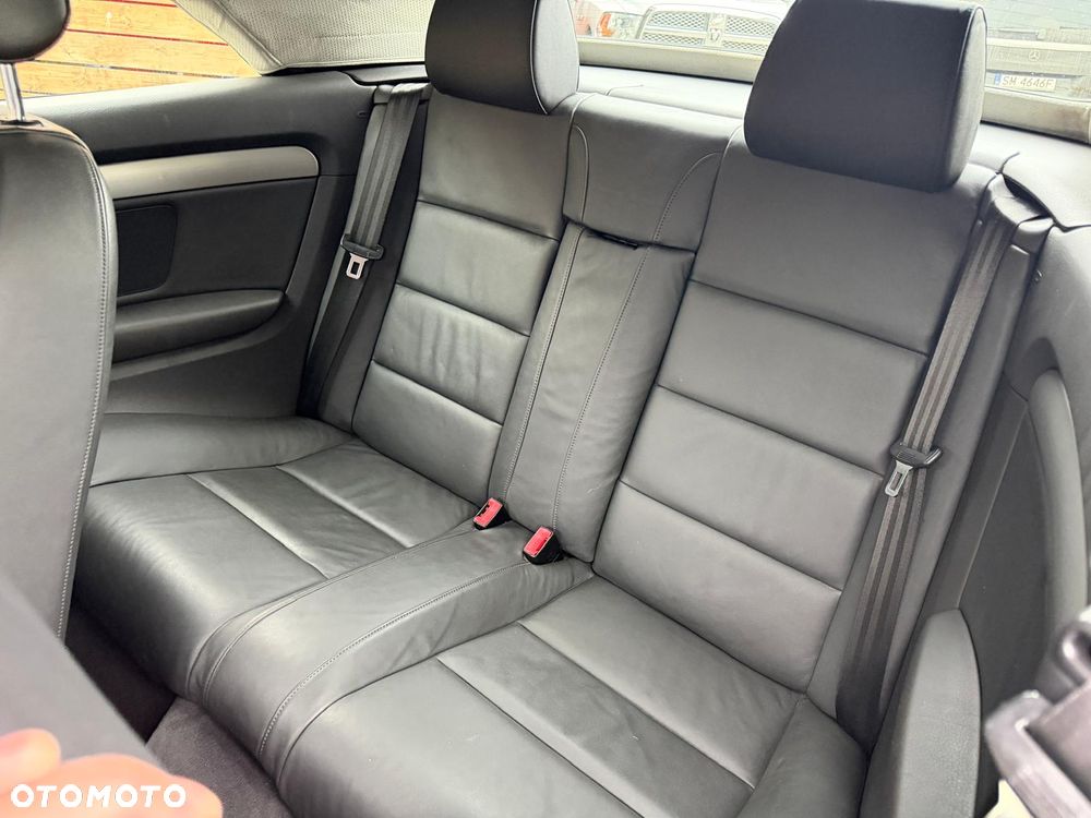 Audi A4 Cabrio 1.8 T - 10