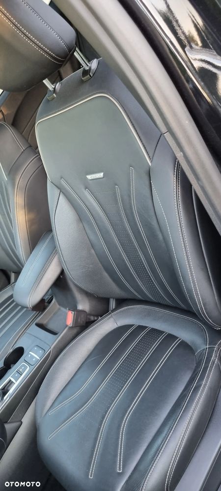 Ford Kuga 2.5P PHEV FWD Vignale - 16