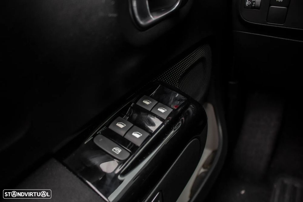 Citroën C3 1.2 PureTech Feel EAT6 - 19