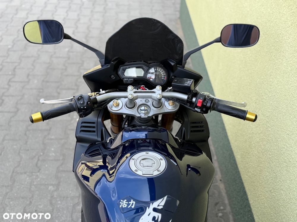 Yamaha FZ - 35