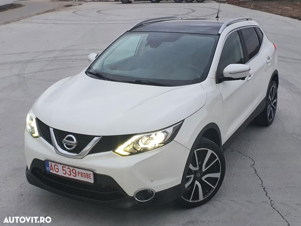 Nissan Qashqai 1.6 DCI Xtronic TEKNA+ - 1