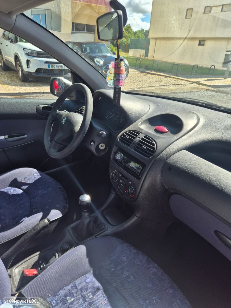 Peugeot 206 1.1 XR - 2