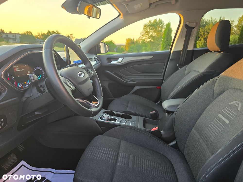 Ford Focus - 16