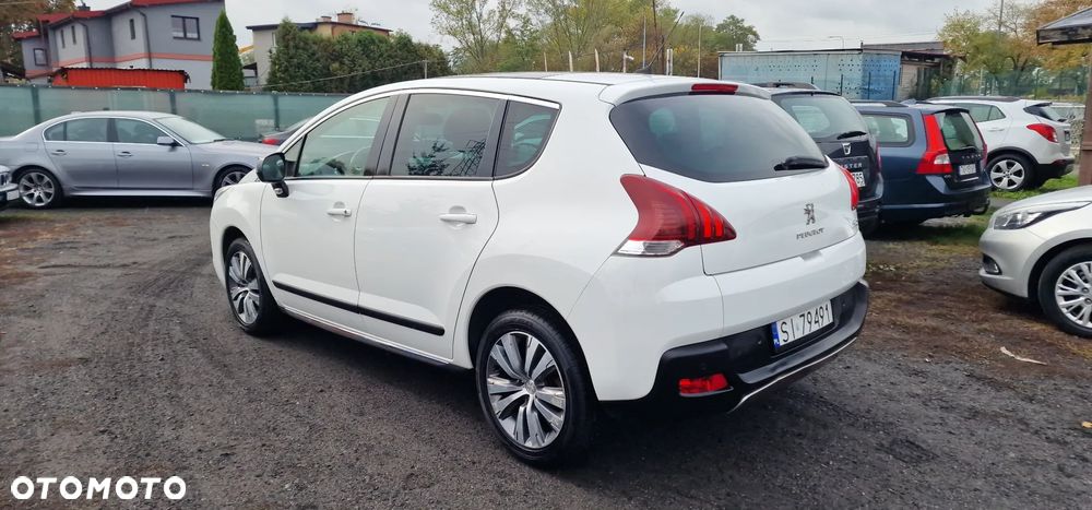 Peugeot 3008 HDi 115 Allure - 21