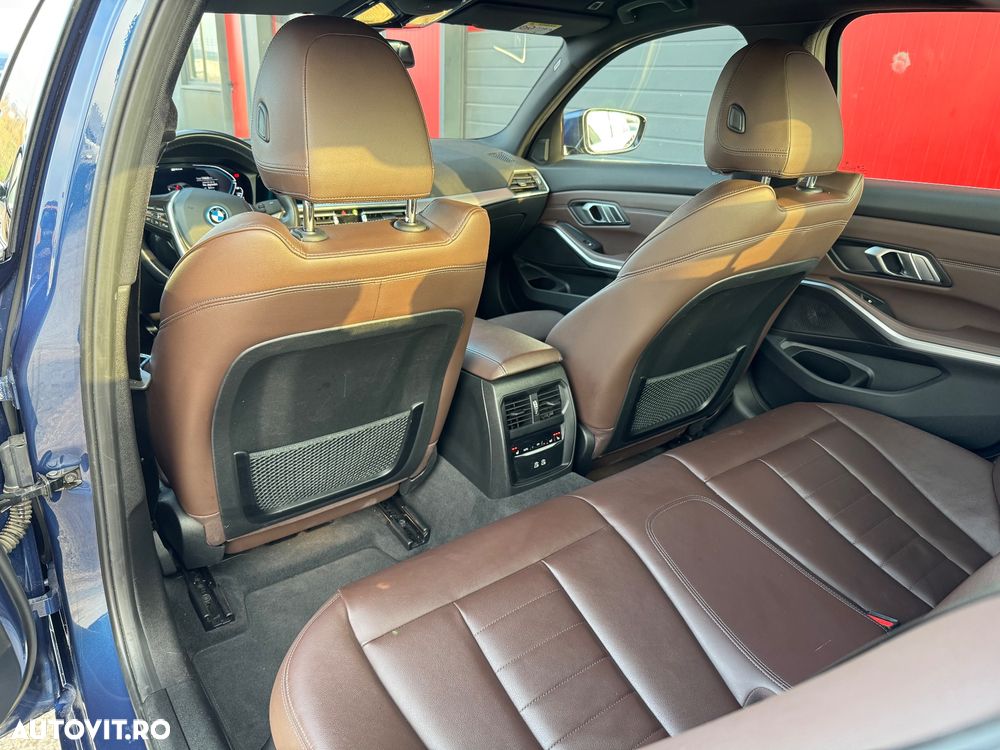 BMW Seria 3 330e Aut. Sport Line - 7