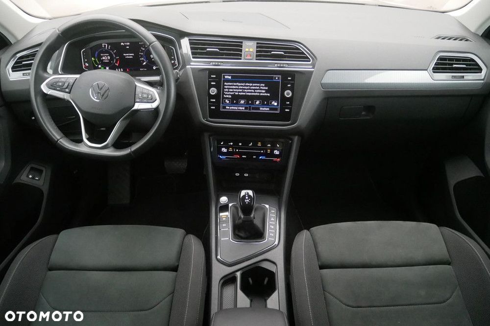 Volkswagen Tiguan - 8