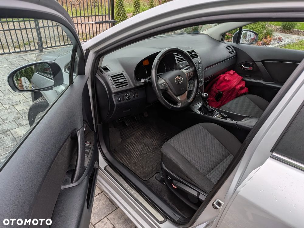 Toyota Avensis 2.2 D-CAT 2010 - 7