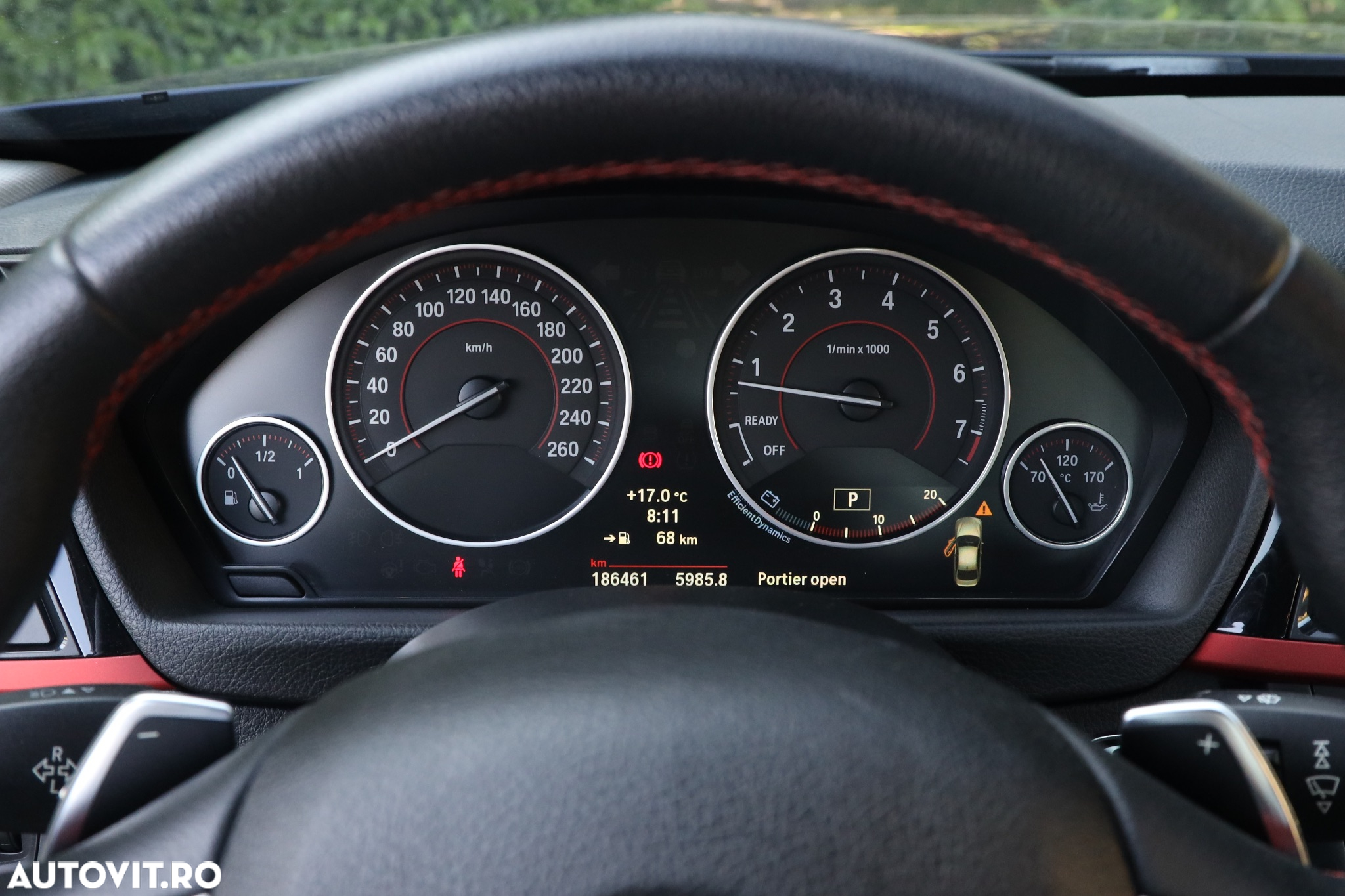 BMW Seria 3 320i Aut. Sport Line - 24