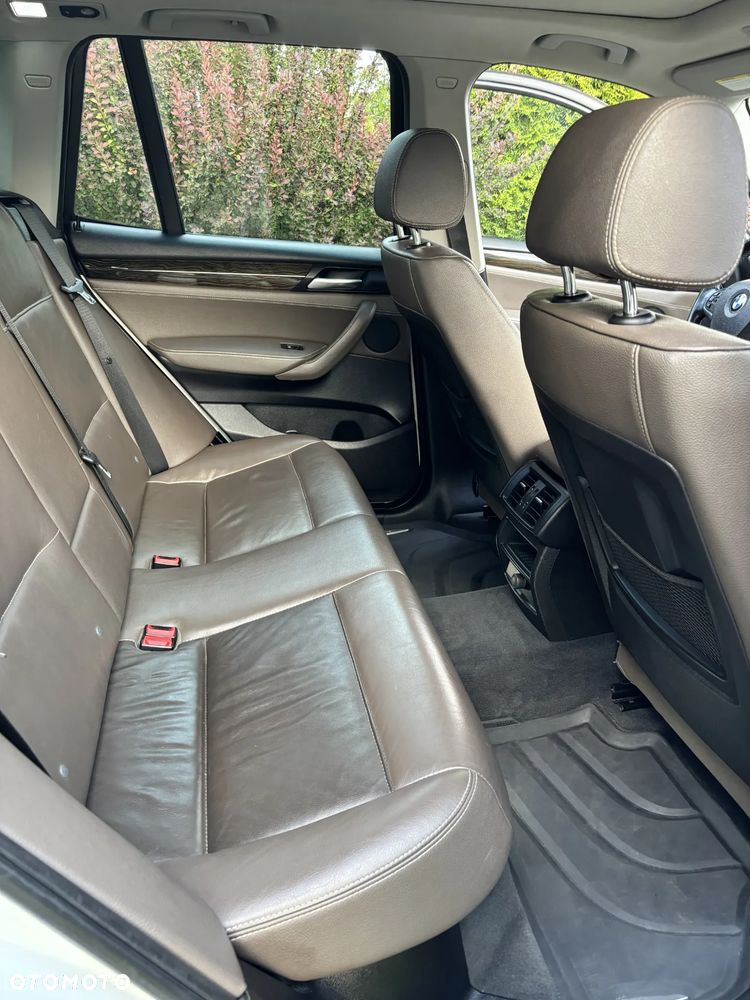BMW X3 xDrive28i Sport-Aut - 18