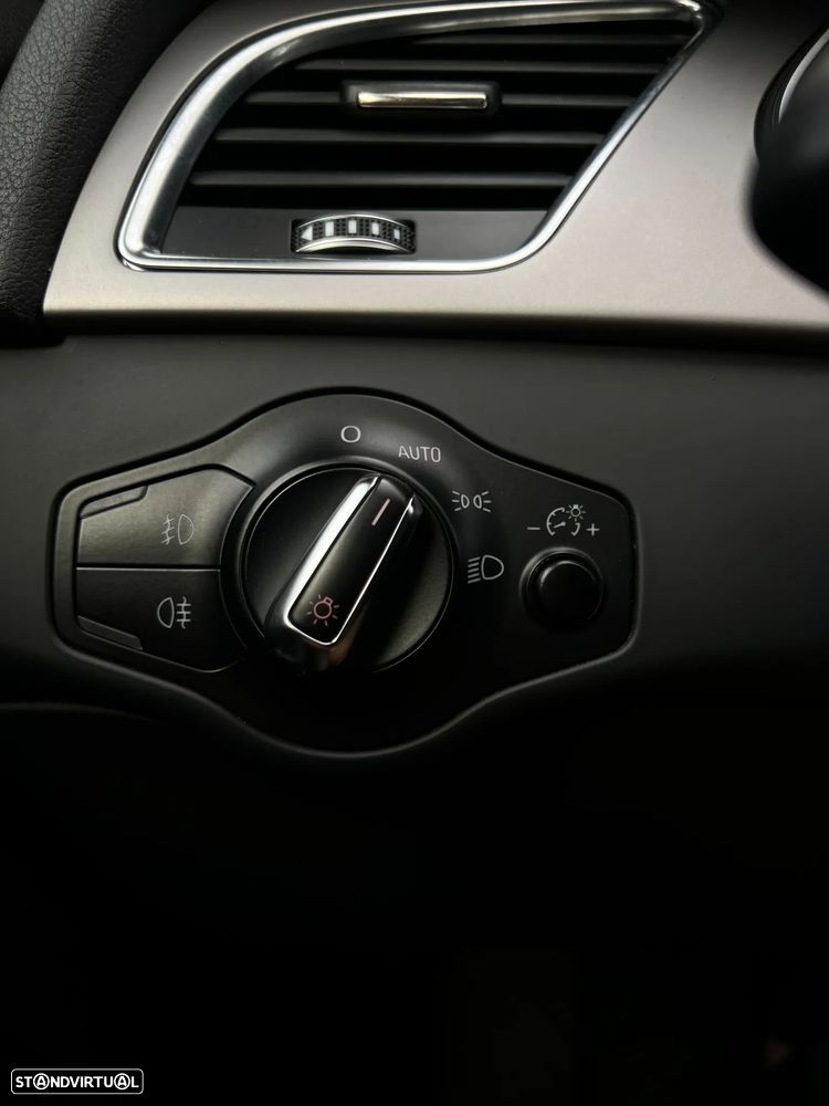 Audi A4 Avant 2.0 TDI S-line - 38