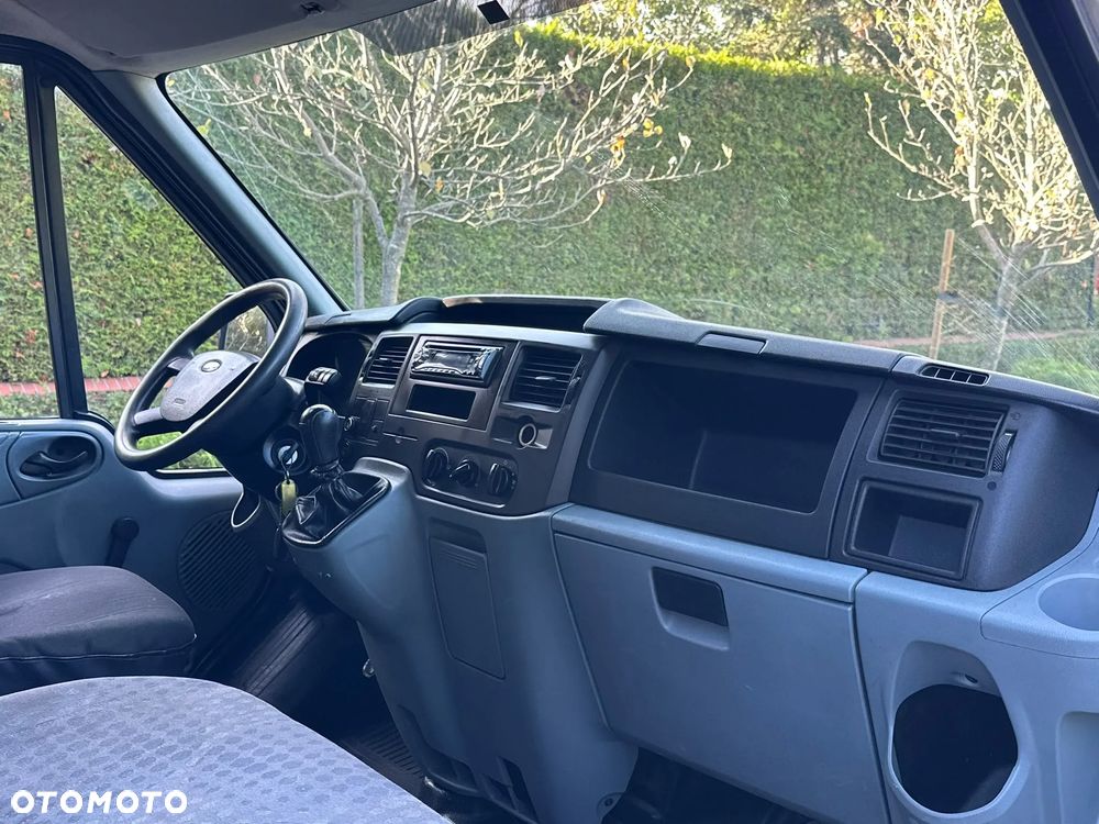 Ford Transit - 8