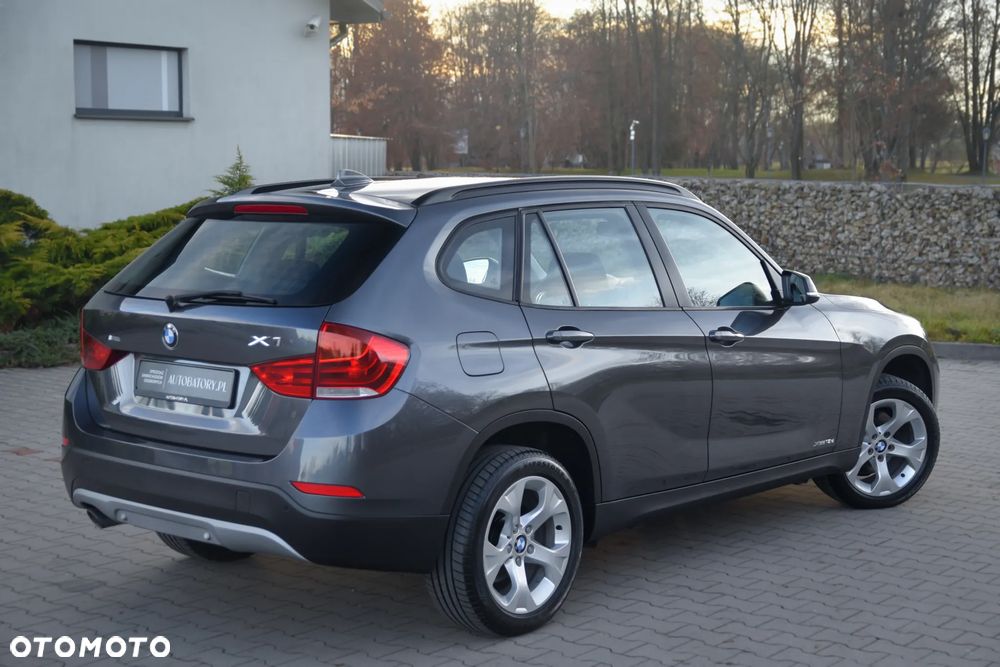 BMW X1 xDrive18d - 12