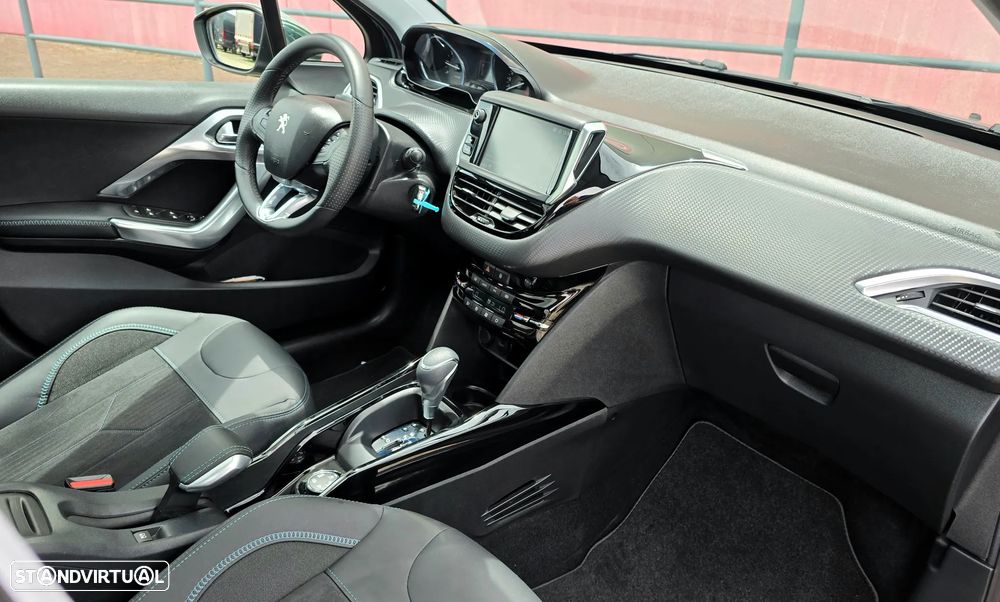 Peugeot 2008 PureTech 110 Stop&Start EAT6 Crossway - 23