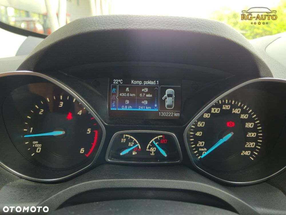 Ford Kuga - 32
