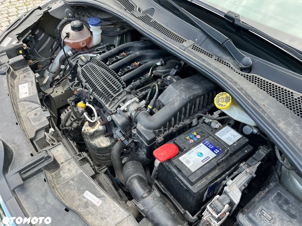 Citroën C3 Pure Tech 82 SHINE - 13